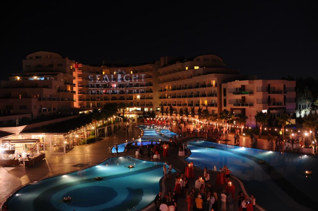Sealight Resort Hotel Kusadasi Exterior photo