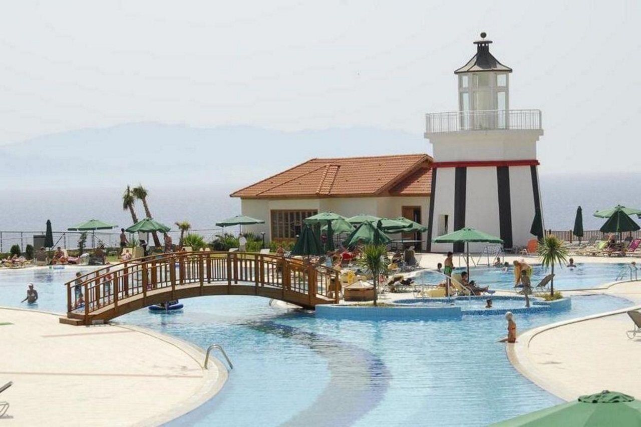 Sealight Resort Hotel Kusadasi Exterior photo